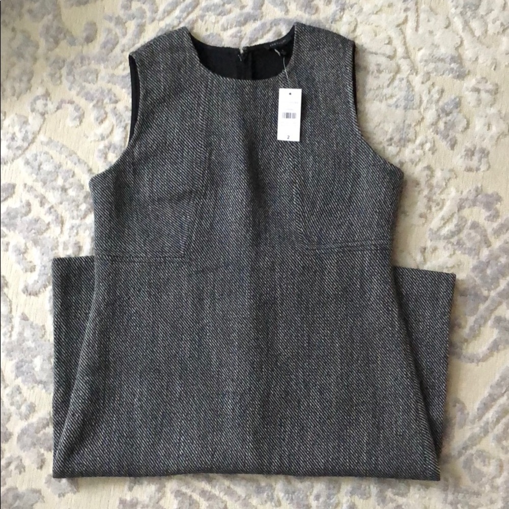 Ann Taylor shift dress, size 2. NWT, never worn.
